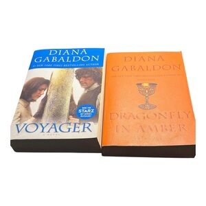 Dragonfly in Amber and Voyager Books